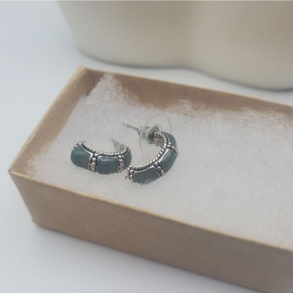 Green enamel retro half hoop earrings - Picture 1 of 2